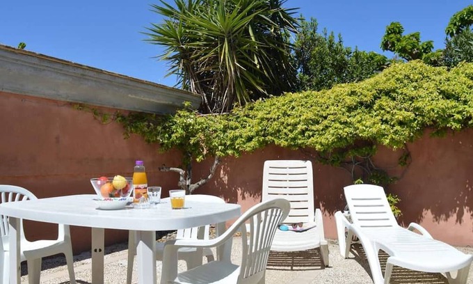 La Nartelle Apartment | Apartment Sainte-Maxime, studio flat, 2 persons