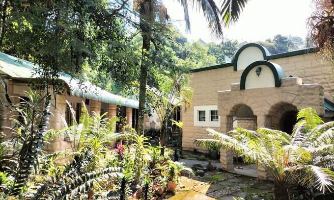 Mbabane Bed & Breakfast | Garden of Eden Cottages and Guest House