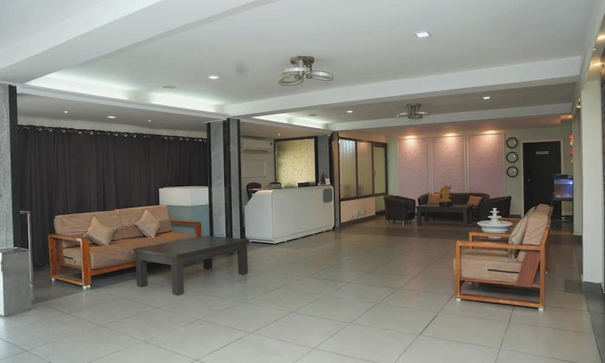 Bhimavaram Hotel | Hotel Grand Leela Krishna