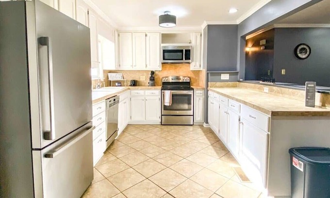 Madison House | Cardinal Aerie