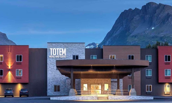 Valdez Hotel | Totem Hotel and Suites