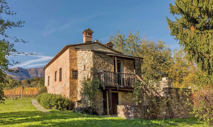 Bagnolo Piemonte Bed & Breakfast | CASTELLO DI BAGNOLO