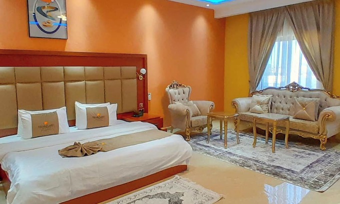 Ada Hotel | Heartland Hotel