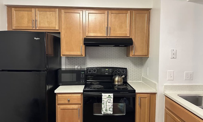 Gaithersburg Apartment | Lovely 1-bedroom apartment in the heart of town