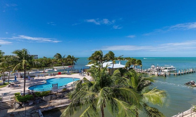 Marathon Resort | Discover Family Fun and Island Adventure at The Hammocks at Marathon-1 Bedroom