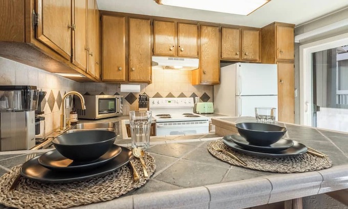 Mammoth Lakes Condo | #596 New Sierra Park Villas Studio W/Spa