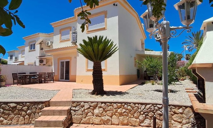 Portimao House | Oasis Park