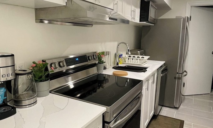 York Regional Municipality Apartment | New cosy and clean apartment. No cleaning fee