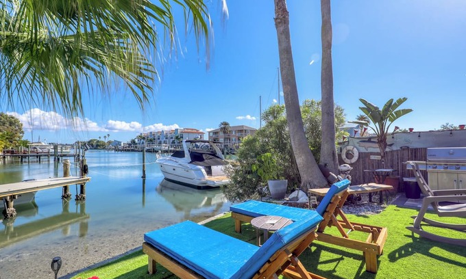 Redington Shores House | Sand Vista Vacation Rentals 103