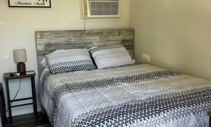 Gold Beach Resort | Rogue River Landing #33C