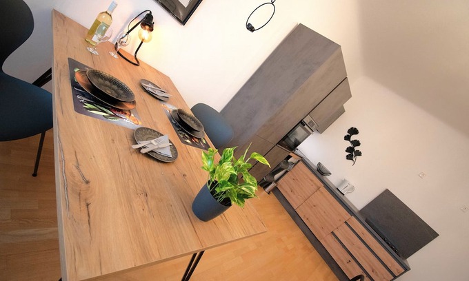 Graz City Centre Apartment | Augarten Apartment für Zwei im Grazer Stadtzentrum. Direkt am Park und Freibad