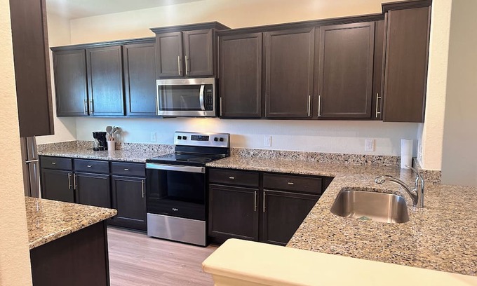 Atascocita House | Spacious 5-bedroom house in welcoming Humble… Minutes to AIH Airport!