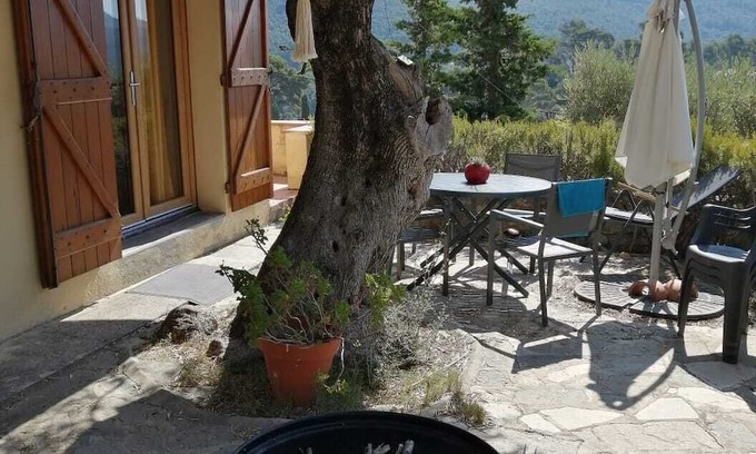 Le Revest-les-Eaux House | Maison Indépendante