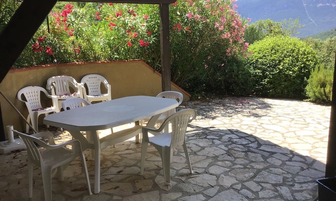 Quillan House | House with panoramic view, large terrace, sleeps 4