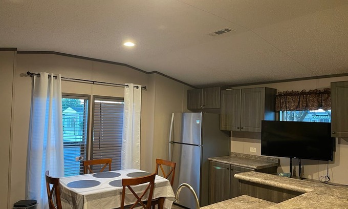 San Juan House | Cozy mobile home in lovely Alamo