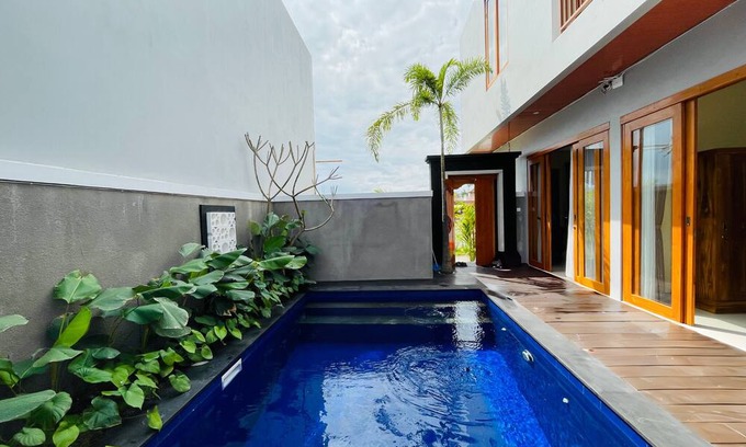 Kediri Villa | Homey private villa in the village of rice paddies