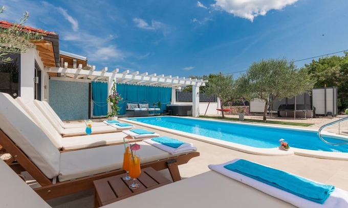 Kamenmost Villa | Villa Korana near Imotski, private pool