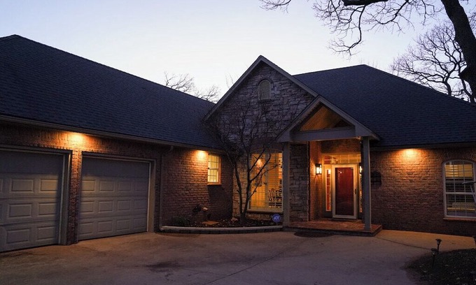 Guthrie House | Luxurious 3-bedroom house on Lake.Private dock with great fishing and swimming!