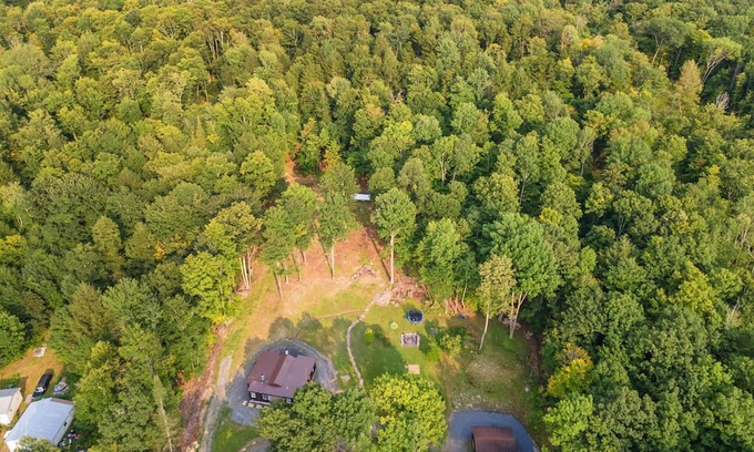 Summit Ski Chalet | Serene 4-bedroom chalet in Summit at 2100 feet elevation with mountain views