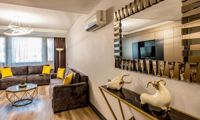 Sisli Apartment | A Palace Suites - One-Bedroom Suite 2