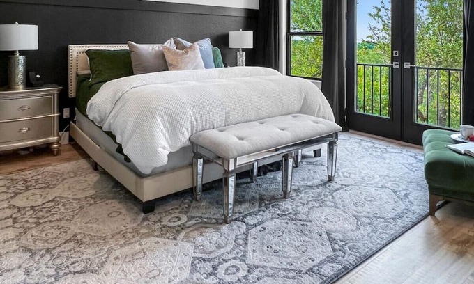 Pedernales Canyon Ranch House | *NEW* Hot Tub, Peaceful Luxe Country Escape! 10 Mins to Galleria! "Rocking A Good Life"
