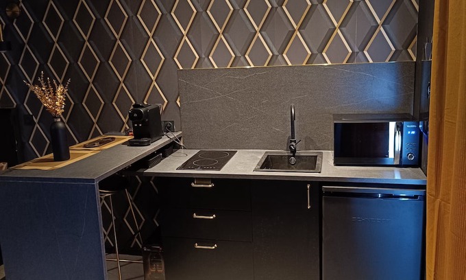 Marsillargues Apartment | Apartment, Suite with Spa, close to beaches