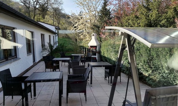 Niedenstein Apartment | The Leopard - D&B staycation Resort