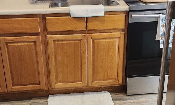 Lake Hopatcong House | Cozy 1-bedroom small house steps aways from restaurants and beautiful Lake view