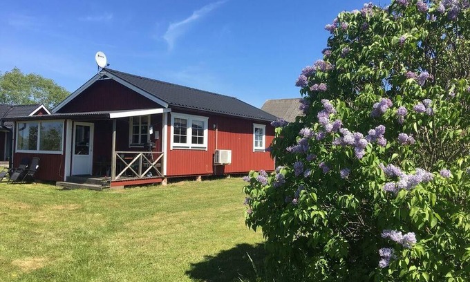 Kopingsvik House | 2 bedroom apartment in Köpingsvik