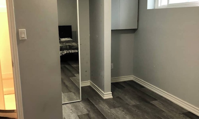 West Hill House | Affordable Holiday Home-WINS-B01