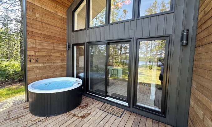 Clare Ski Chalet | Tiny 1 (private hot tub)