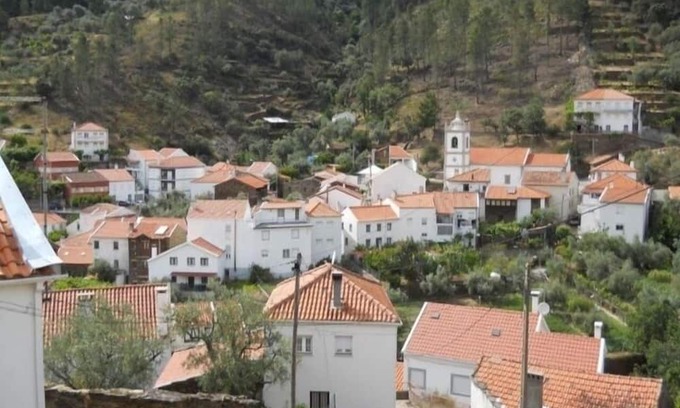 Manteigas House | Guest House Casa da Latada