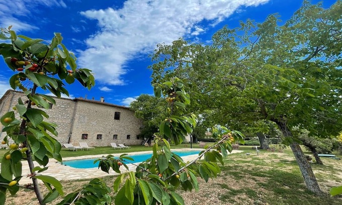 Poreta Other | Exclusive Pool villa - Close to Spoleto shops and restaurants (12)