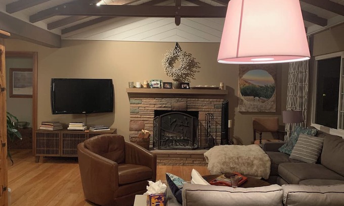 Lafayette House | Tree lined home in a Classic California Rancher to relax & sip wine pool-side