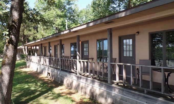 Golconda House | Cozy Cabin on the Ohio River!