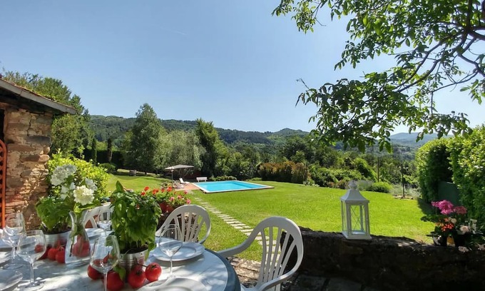 Villa Collemandina House | Holiday house with pool (exclusive use)
