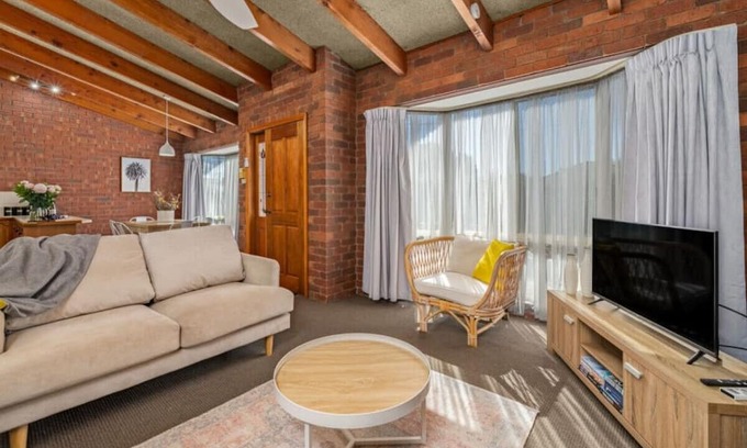 Shepparton House | Beautiful Bala - Shepparton