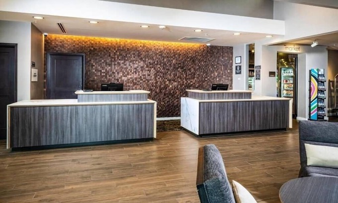 Seven Hills Apartment | 1 Bedroom Suite Near Starbucks LAS