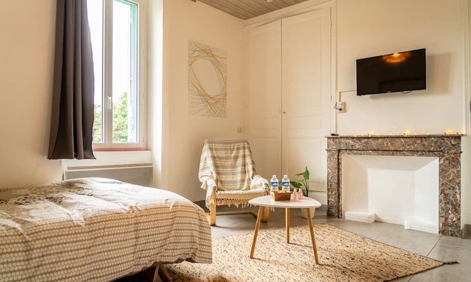 Chateauvert Apartment | Studio Cosy proche centre ville /gare