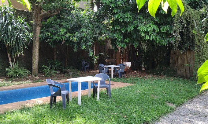 Cocody Apartment | 2 bedroom apartment with living room, services included, pool and garden