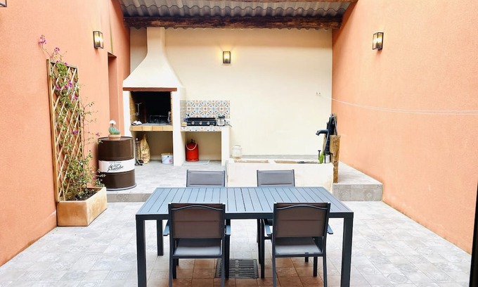 Cebazan House | Holiday Home 'Le Patio' with Private Terrace, Wi-Fi and Air Conditioning