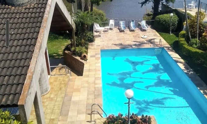 Atibaia House | Chácara em Atibaia, Acesso e Vista Para Represa , Aceitamos Pets