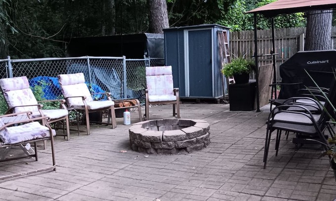 Grand Haven Apartment | Nice 2-bedroom apartment in Grand Haven with WiFi, AC, near Lake MI, & shopping.