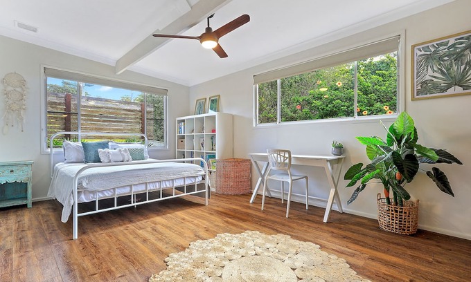 Worrowing Heights House | BALI BY THE BAY - JERVIS BAY - HOT SPA