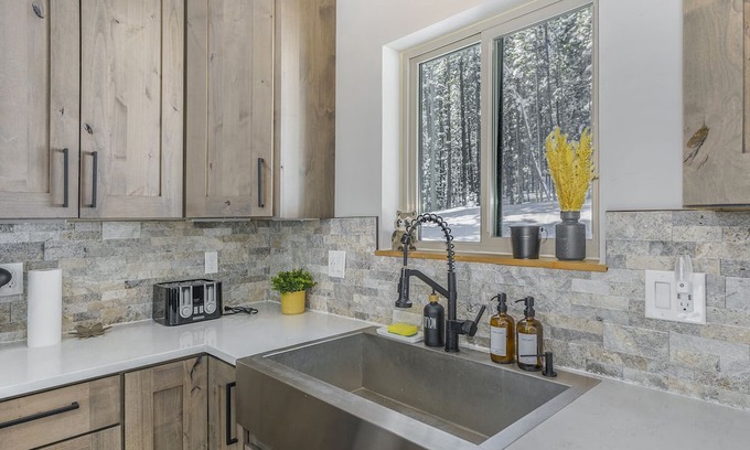 Saint Mary's Cabin | Alpine Oasis: CO Mtn Luxe Cabin