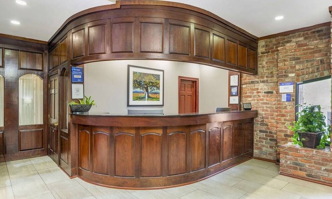 North Chesterfield House | Renovated Stay with Comfy Beds & Keurig Coffee in Historic Richmond