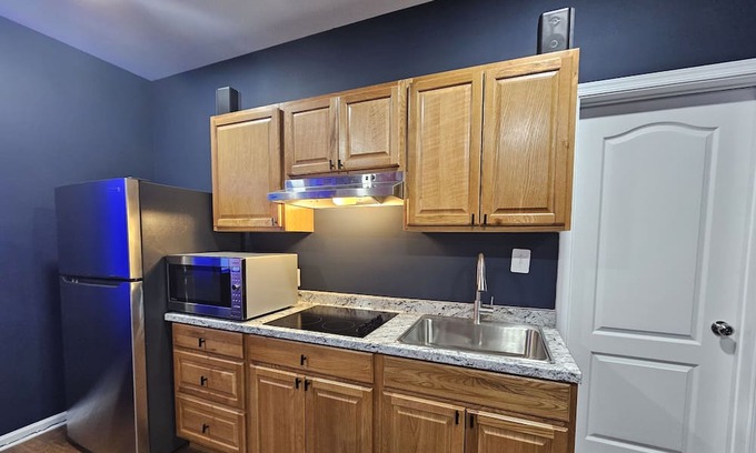 Hanover House | Cozy One Bedroom Basement Apartment