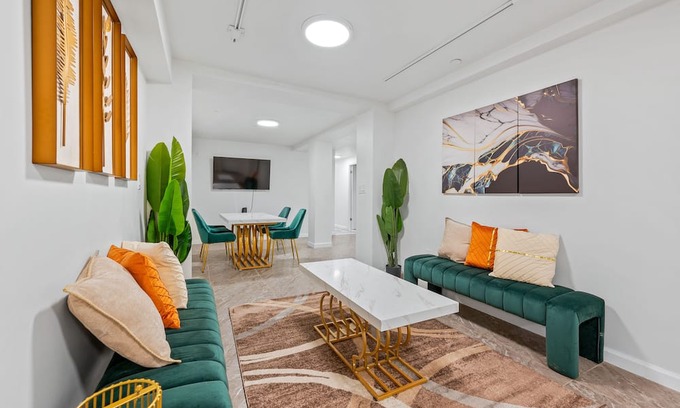 Union City Apartment | Upper East Side 3BR/2BA