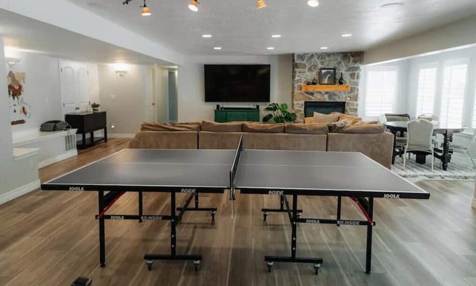 Mountain Green Apartment | Cozy Full Basement Getaway in Mountain Green