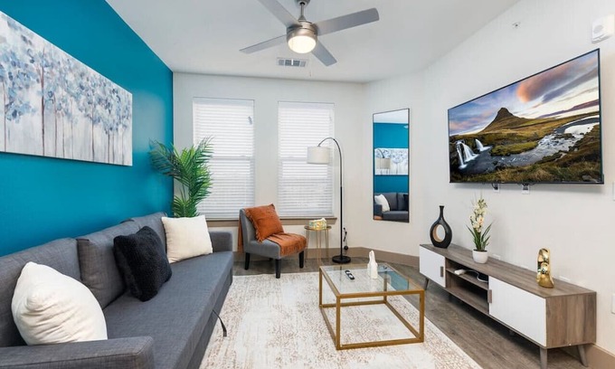 Lewisville Apartment | Luxurious Lakeside Retreat: 1BD Pool & Gym